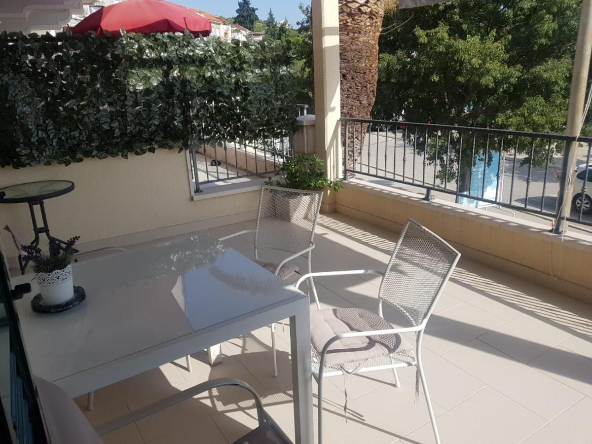 Apartment Dalma Подгора Экстерьер фото